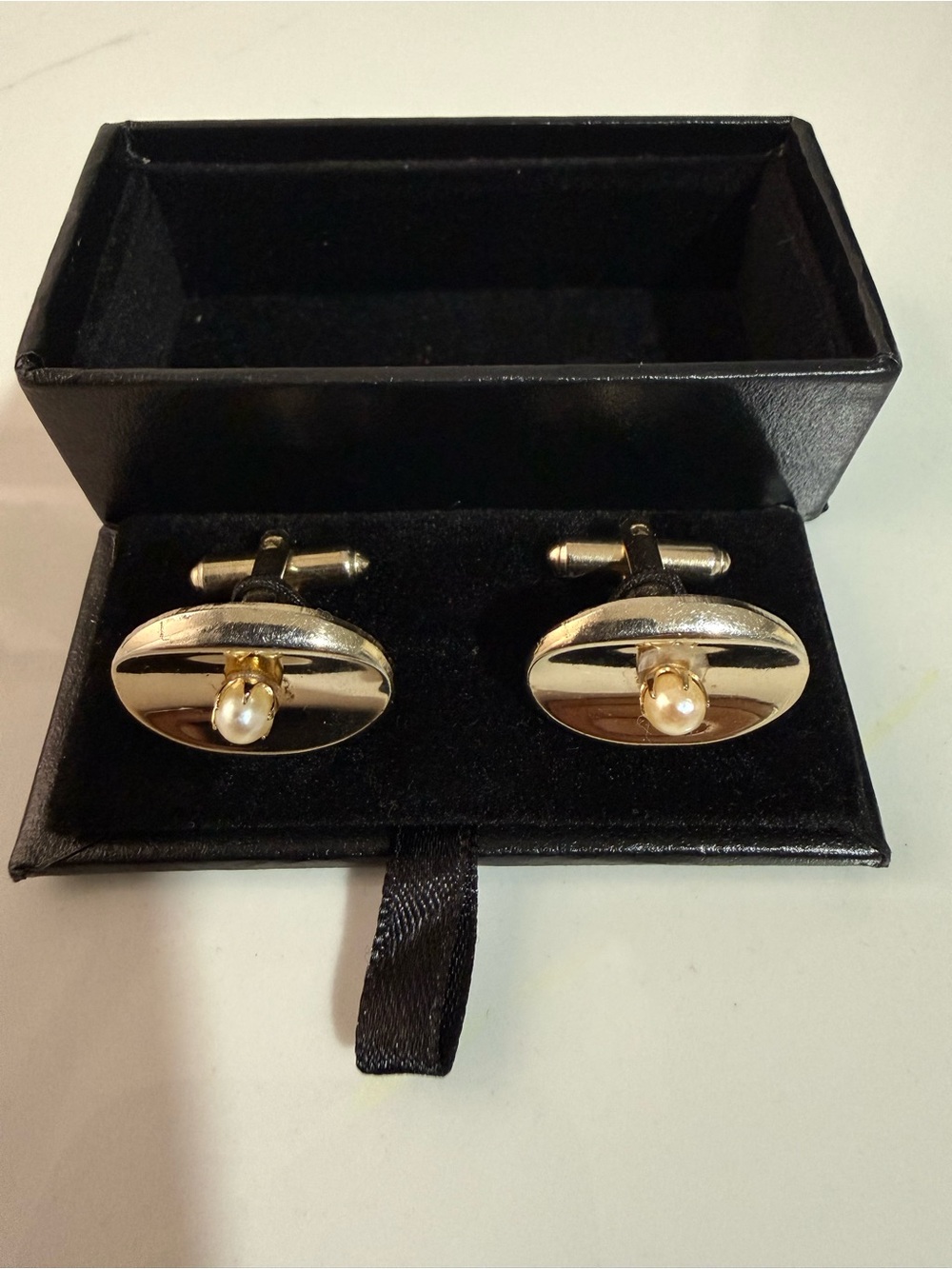 Oval Cufflinks with Pearl Accent